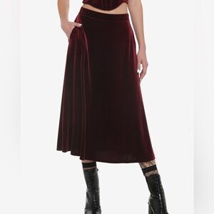 Elegant Burgundy Velvet Skirt Hot Topic